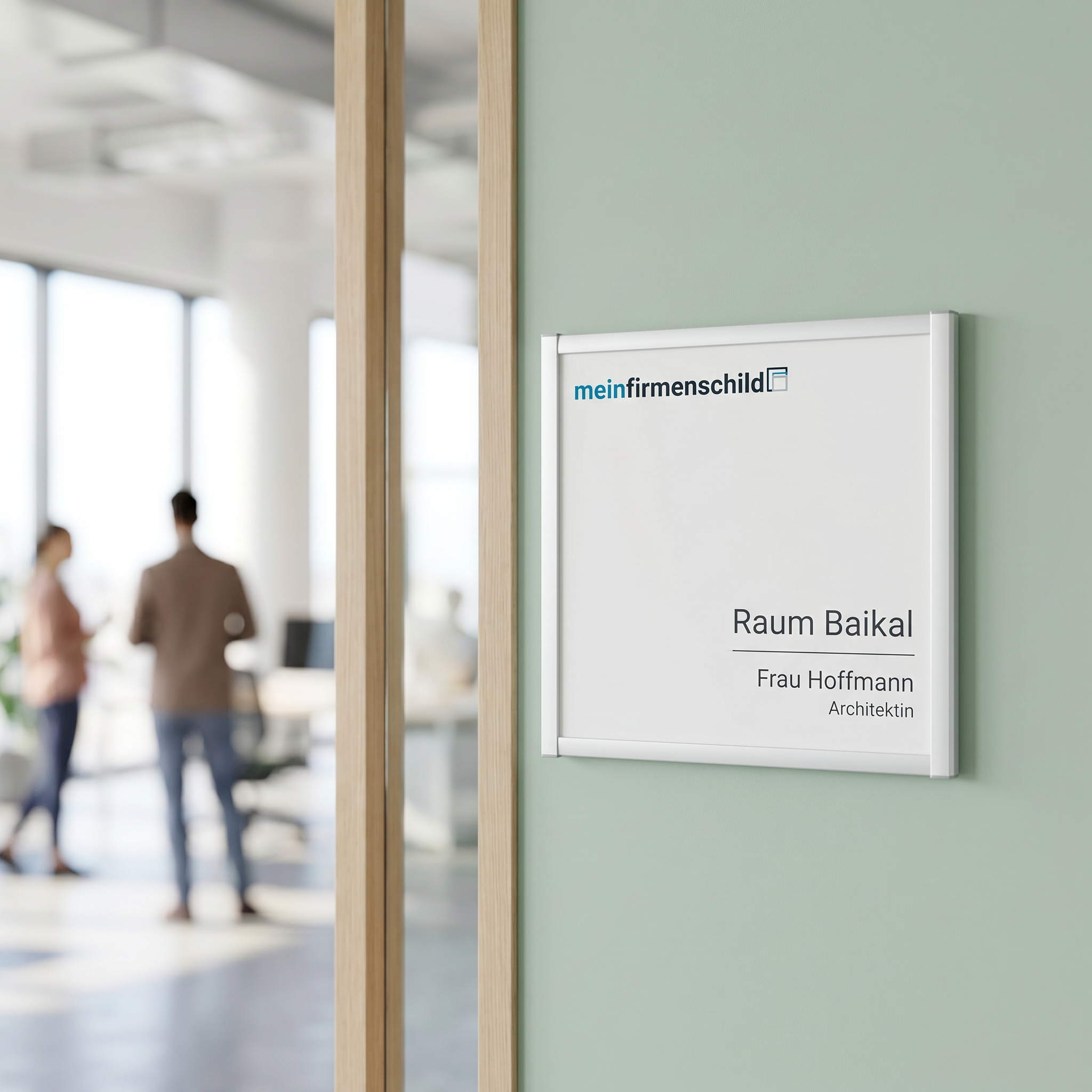 Baikal Türschild · 162 × 148,5 mm · Aluminium eloxiert · Aluminium-Leiste · Anwendungsbild