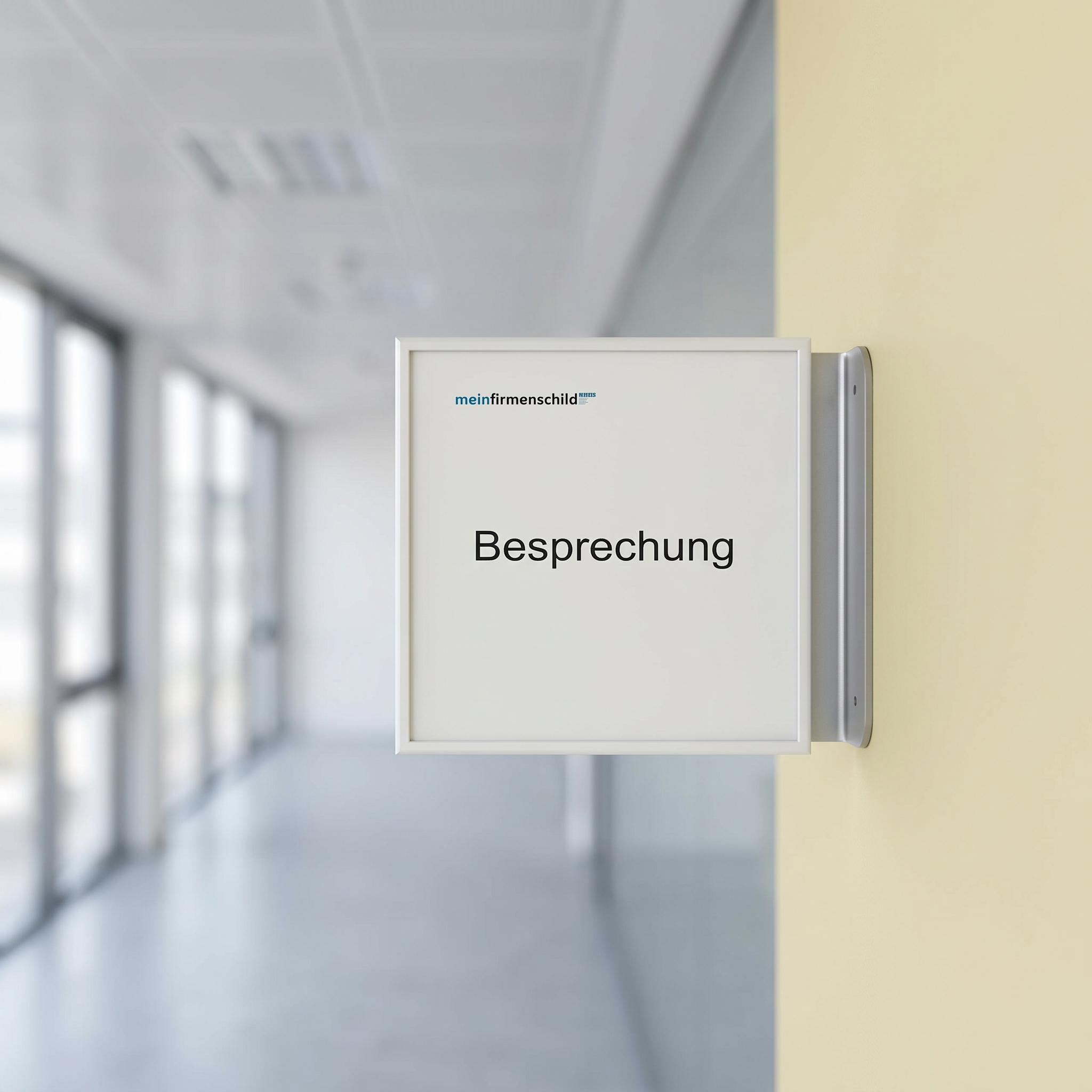 Lucerne Fahnenschild · 153 × 153 mm · Silber eloxiert · Anwendungsbild